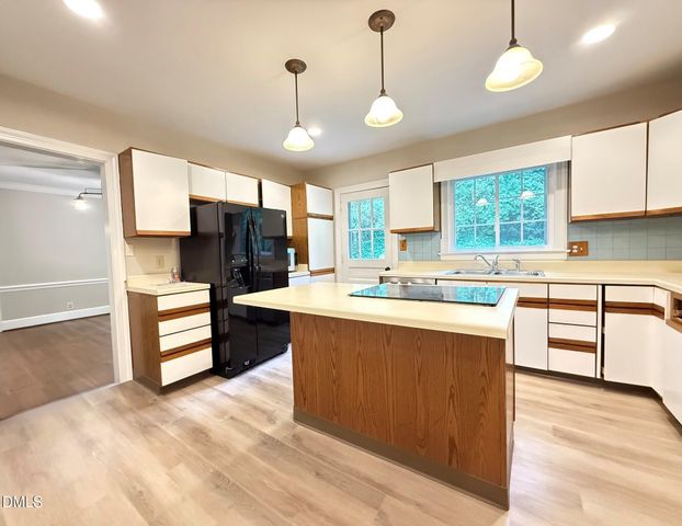 2667 Davis Street, Raleigh, NC 27608