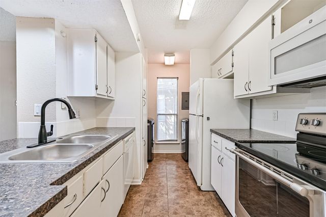 260 El Dorado Boulevard 2008, Houston, TX 77598