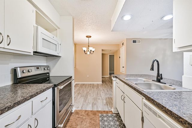 260 El Dorado Boulevard 2008, Houston, TX 77598