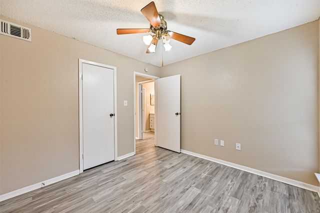 260 El Dorado Boulevard 2008, Houston, TX 77598