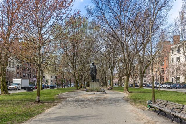 290 Commonwealth Ave 4, Boston, MA 02115