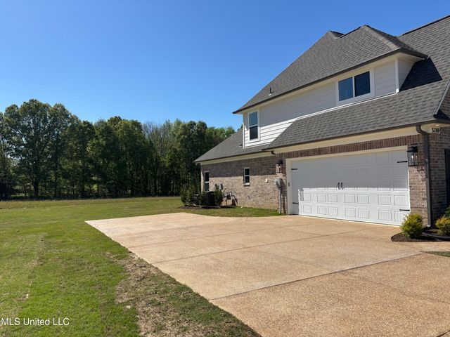 5189 Crick Lane, Hernando, MS 38632