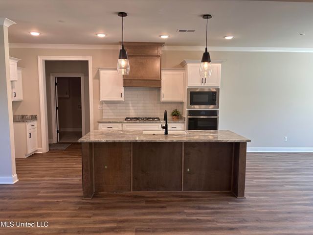 5189 Crick Lane, Hernando, MS 38632