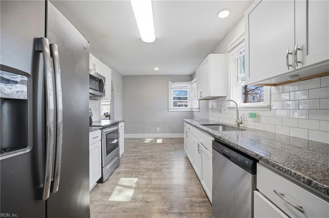 1912 Deep Creek BLVD, Portsmouth, VA 23704