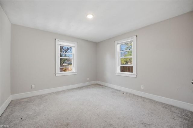 1912 Deep Creek BLVD, Portsmouth, VA 23704