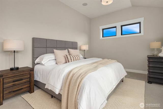 8040 Forest Drive NE, Seattle, WA 98115