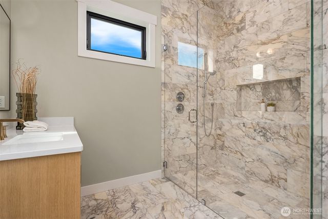 8040 Forest Drive NE, Seattle, WA 98115