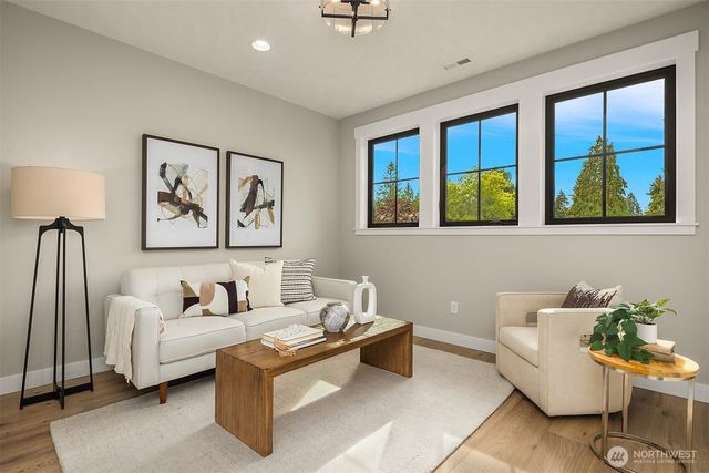 8040 Forest Drive NE, Seattle, WA 98115