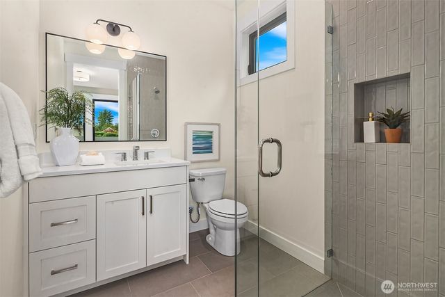 8040 Forest Drive NE, Seattle, WA 98115