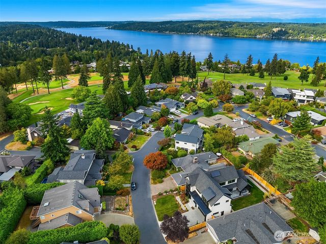 8040 Forest Drive NE, Seattle, WA 98115