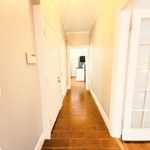 28 Corona 2, Boston, MA 02124