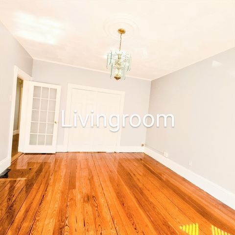 28 Corona 2, Boston, MA 02124