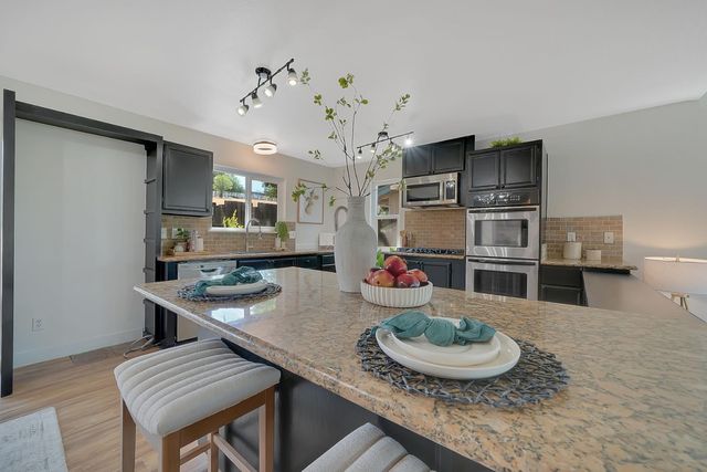 513 Perry St, Jackson, CA 95642