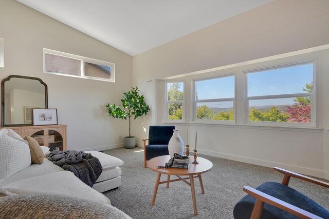 513 Perry St, Jackson, CA 95642