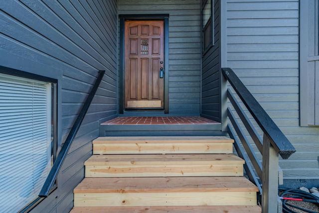 513 Perry St, Jackson, CA 95642