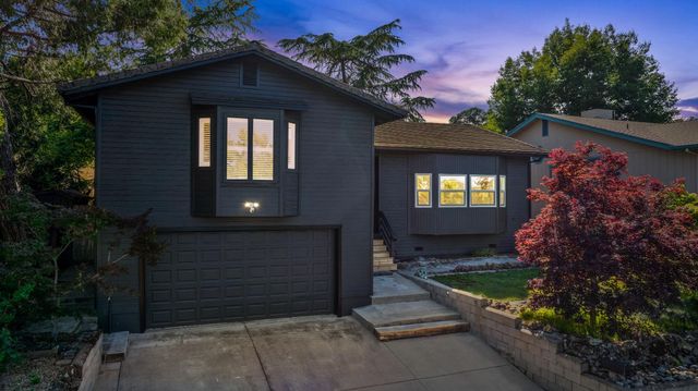 513 Perry St, Jackson, CA 95642