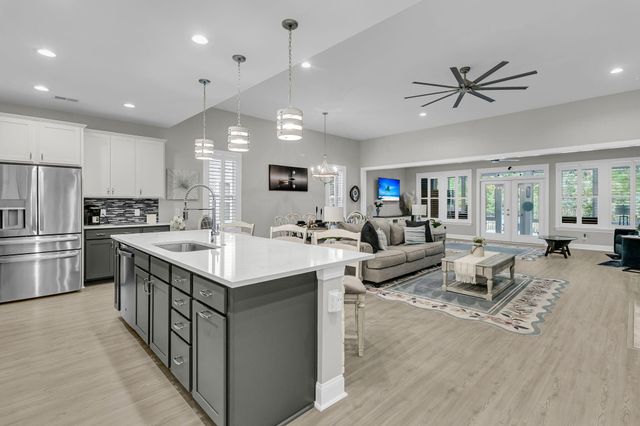 202 River Martin Court, Summerville, SC 29483