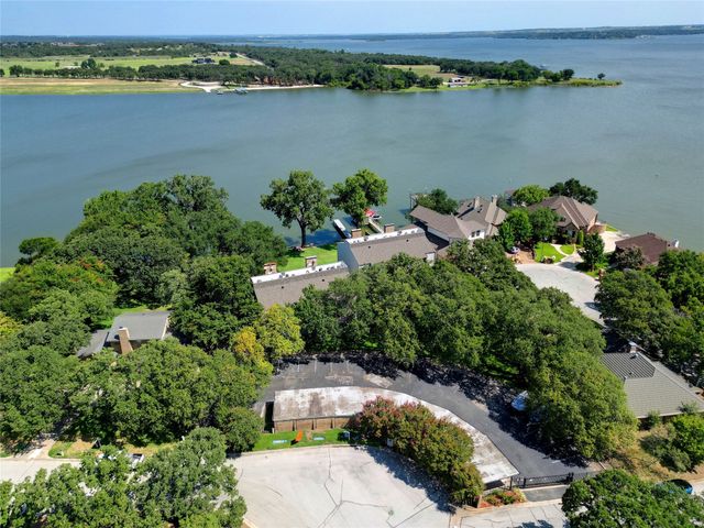 388 Driftwood Court 1A, Azle, TX 76020