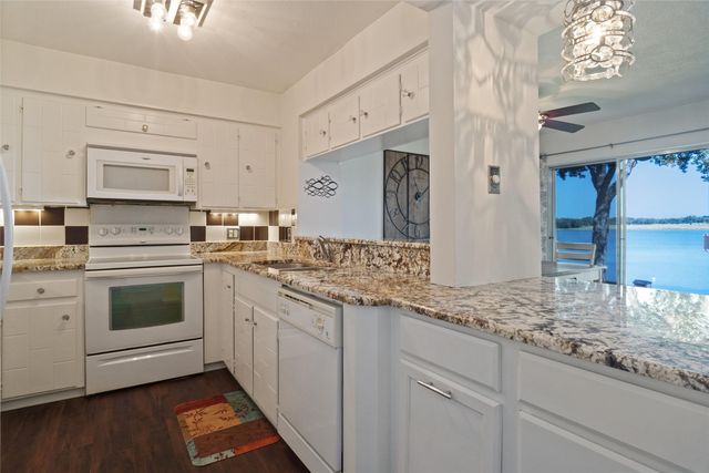 388 Driftwood Court 1A, Azle, TX 76020