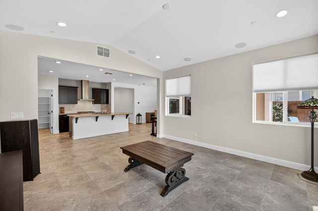 4090 Magenta Bloom Way, Rancho Cordova, CA 95742