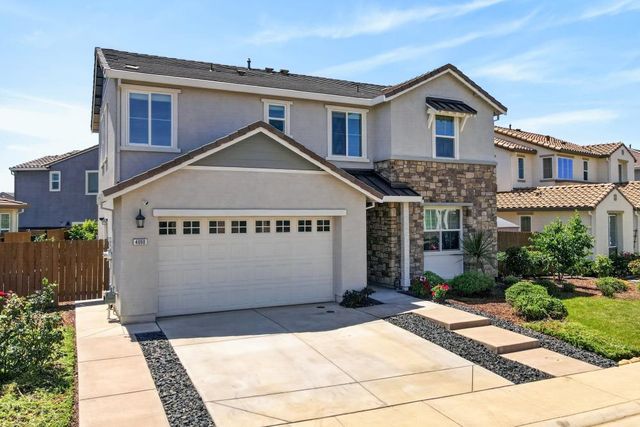 4090 Magenta Bloom Way, Rancho Cordova, CA 95742