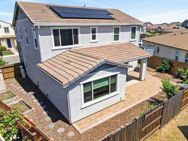 4090 Magenta Bloom Way, Rancho Cordova, CA 95742