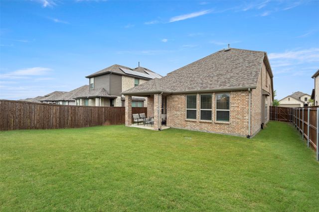 1848 Coronet Avenue, Aubrey, TX 76227