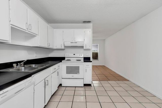 1320 Wellington Street B, West Palm Beach, FL 33401