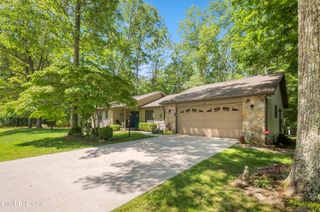 122 Glenwood Drive, Crossville, TN 38555