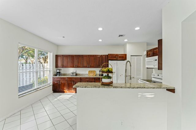 6857 Sugarloaf Key Street, Lake Worth, FL 33467