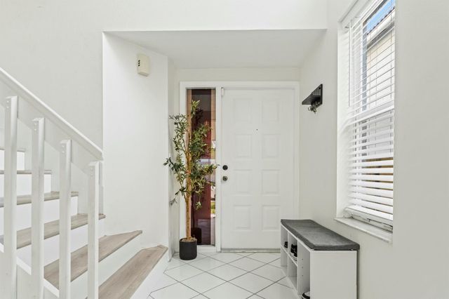 6857 Sugarloaf Key Street, Lake Worth, FL 33467