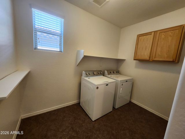 139 W LEATHERWOOD Avenue, Queen Creek, AZ 85140