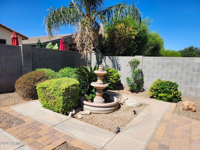 139 W LEATHERWOOD Avenue, Queen Creek, AZ 85140
