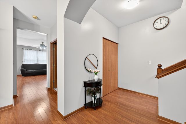 1293 Georgetown Way, Vernon Hills, IL 60061