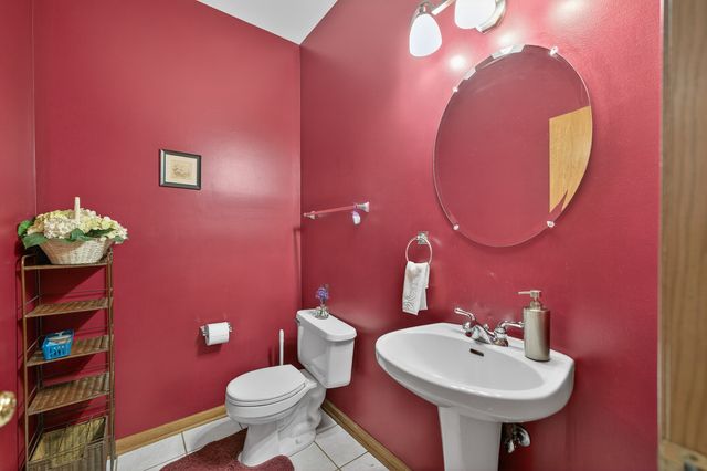 1293 Georgetown Way, Vernon Hills, IL 60061