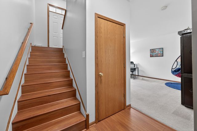 1293 Georgetown Way, Vernon Hills, IL 60061