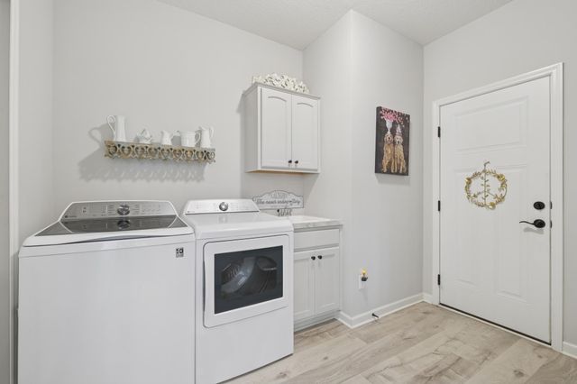 6737 Bellflower Drive, Excelsior, MN 55331