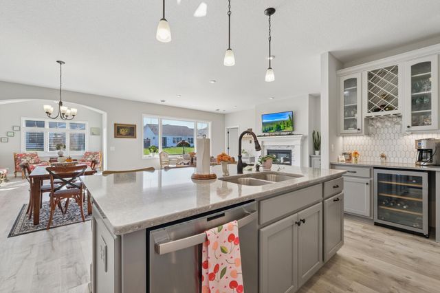 6737 Bellflower Drive, Excelsior, MN 55331