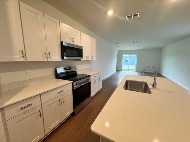 3784 NE 32ND COURT, Ocala, FL 34479