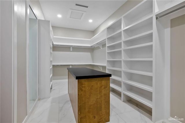 13819 N 34th Lane, Mcallen, TX 78504