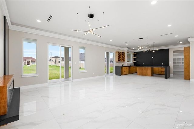 13819 N 34th Lane, Mcallen, TX 78504