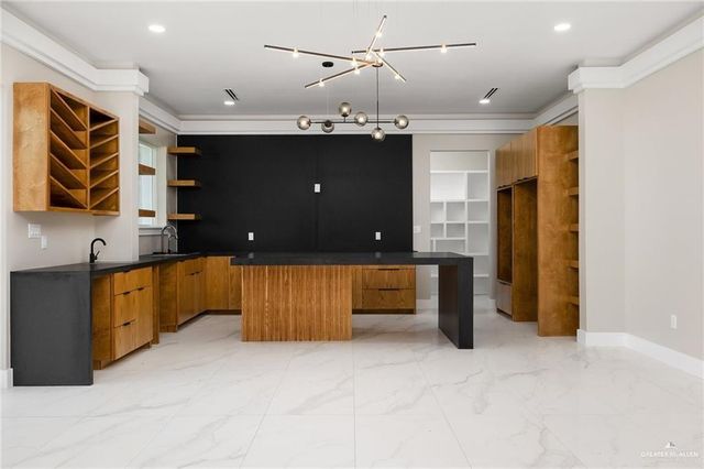 13819 N 34th Lane, Mcallen, TX 78504