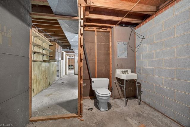 9791 Old Liberty Road, Liberty, NC 27298