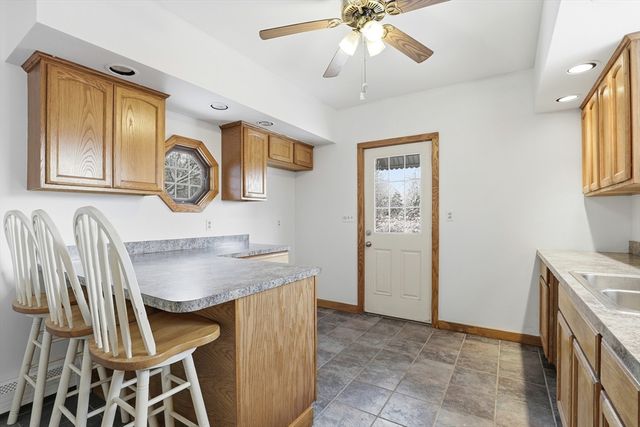 14 Sycamore, Fairhaven, MA 02719