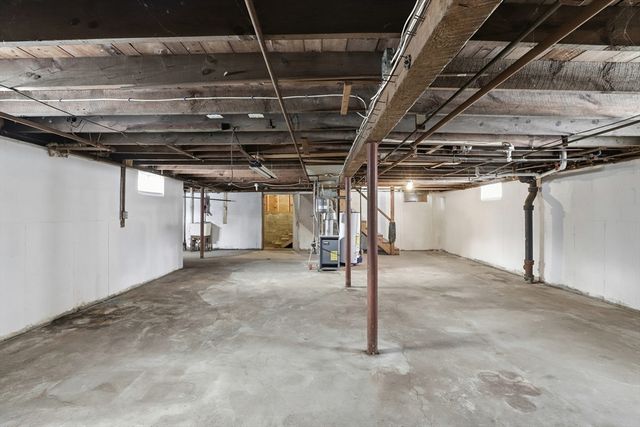 14 Sycamore, Fairhaven, MA 02719