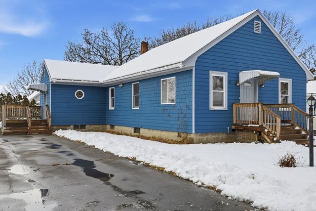 14 Sycamore, Fairhaven, MA 02719