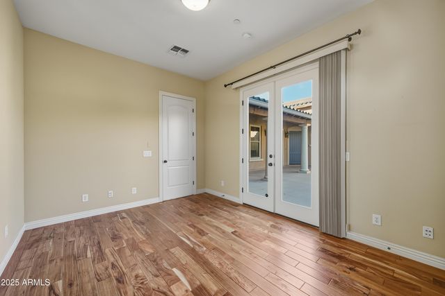 758 E SUNBURST Lane, Tempe, AZ 85284