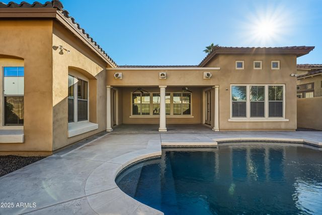 758 E SUNBURST Lane, Tempe, AZ 85284