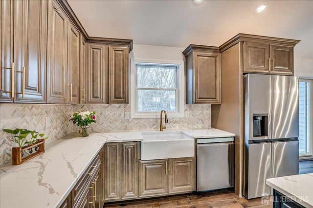 83 Sagamore Avenue, Edison, NJ 08820