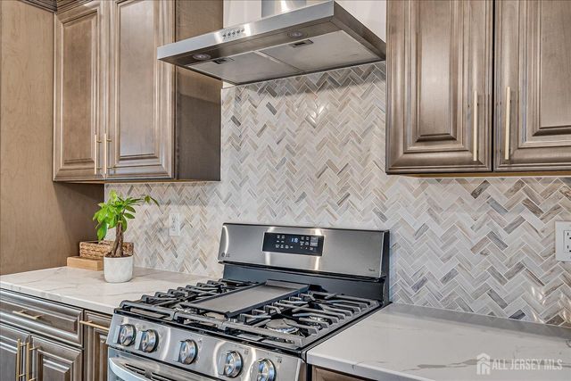 83 Sagamore Avenue, Edison, NJ 08820